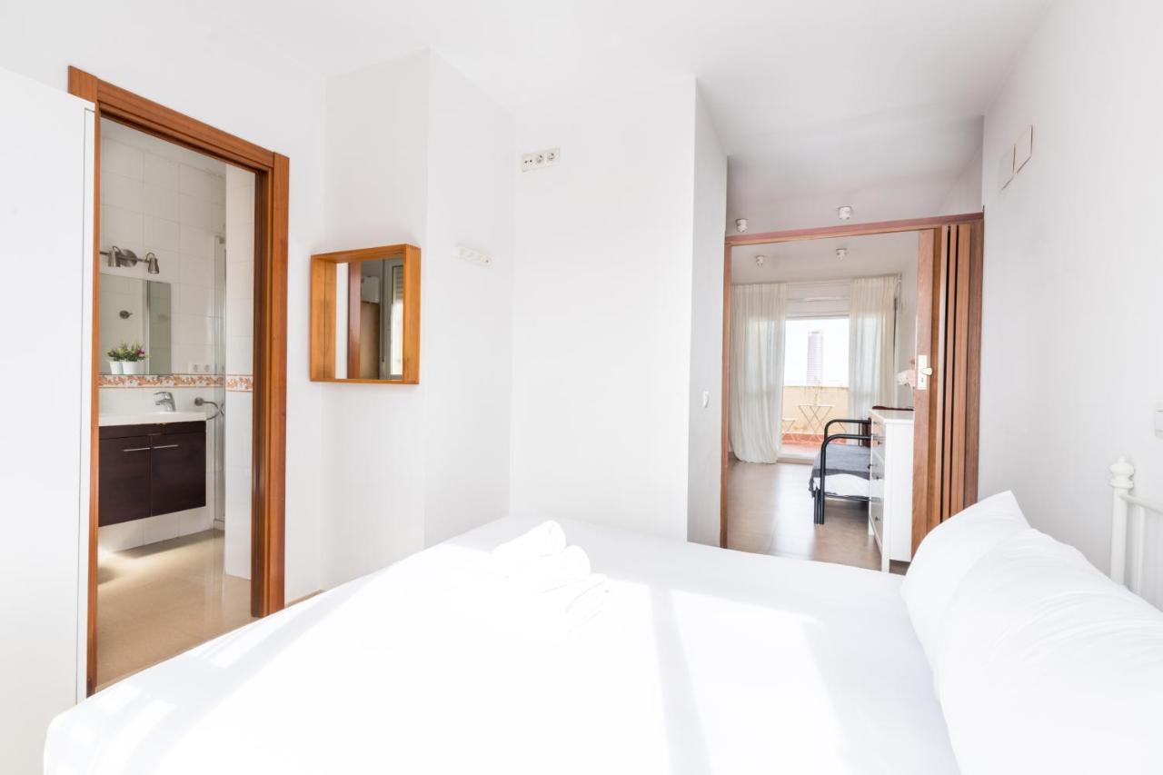 Holi-Rent Apartamento Resitur Séville Extérieur photo