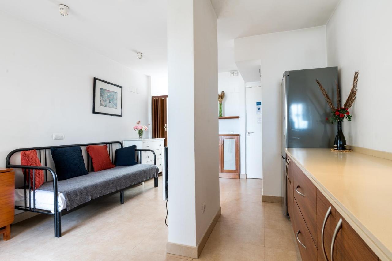 Holi-Rent Apartamento Resitur Séville Extérieur photo