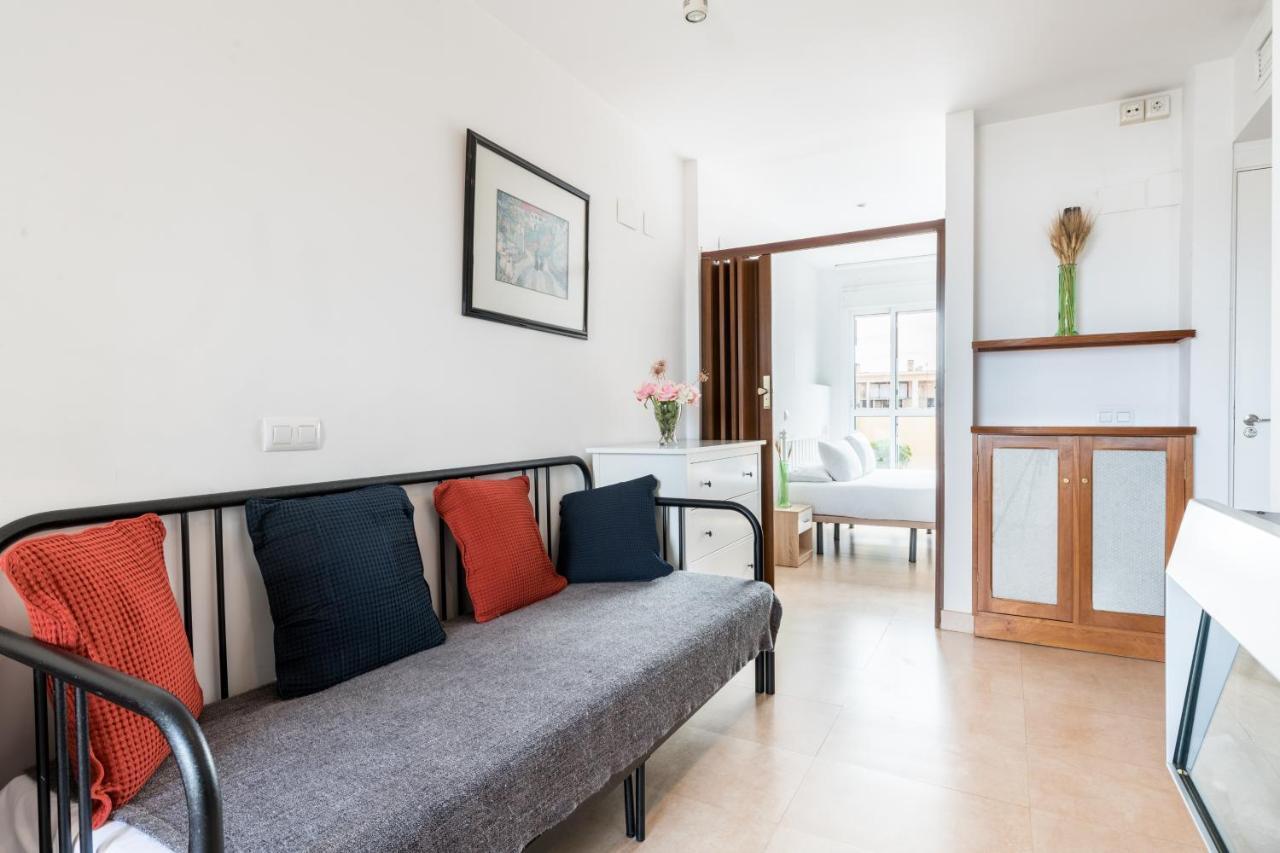 Holi-Rent Apartamento Resitur Séville Extérieur photo